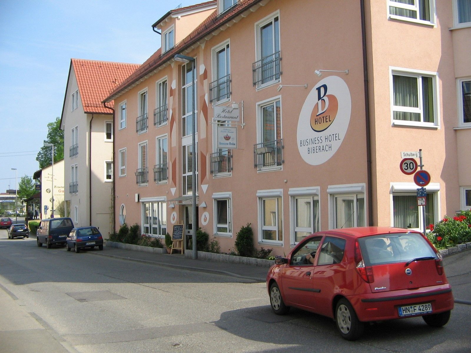 Business Hotel